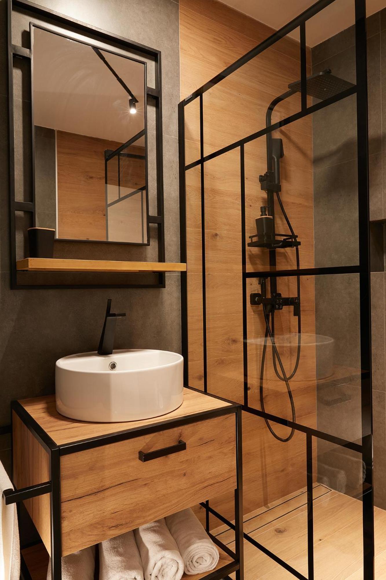 Giovi Central Apartment คลูจ-นาโปกา ภายนอก รูปภาพ